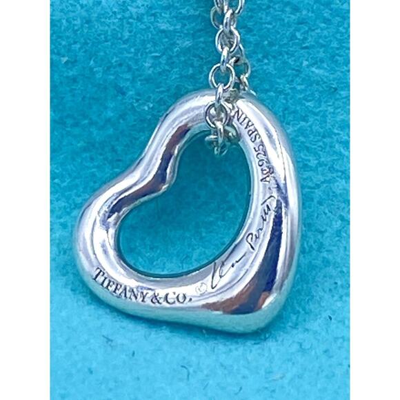 Authentic Tiffany & Co Elsa Peretti Small Open Heart Pendant Necklace 16" - Picture 5 of 11